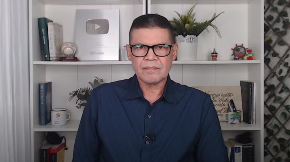 Ricardo Nieves: “El PLD tiene tres caminos: o muere, o termina asumido por Leonel o se transforma”