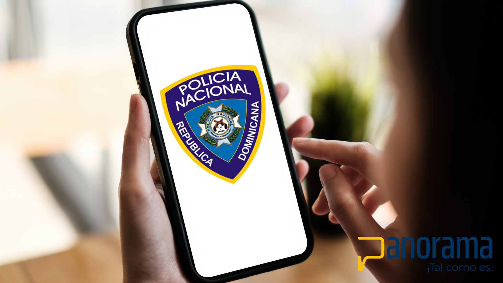 Siempre se cuestiona la operatividad de la Policía Nacional, y en muchas ocasiones, los ciudadanos prefieren no denunciar por no trasladarse a los destacamentos policiales. Con una novedosa y funcional herramienta, la Policía Nacional dispone de la "Policía Virtual", una plataforma que investigamos en nuestro #Panorama_Gobierno.