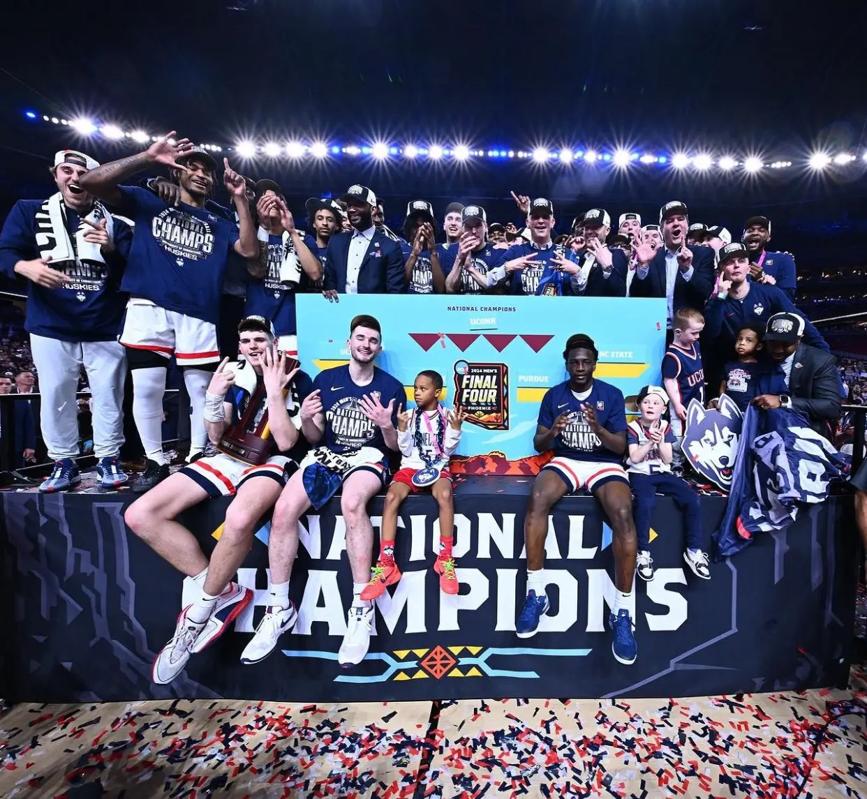 NCAA BASKETBALL CONNECTICUT CHAMPS 2024