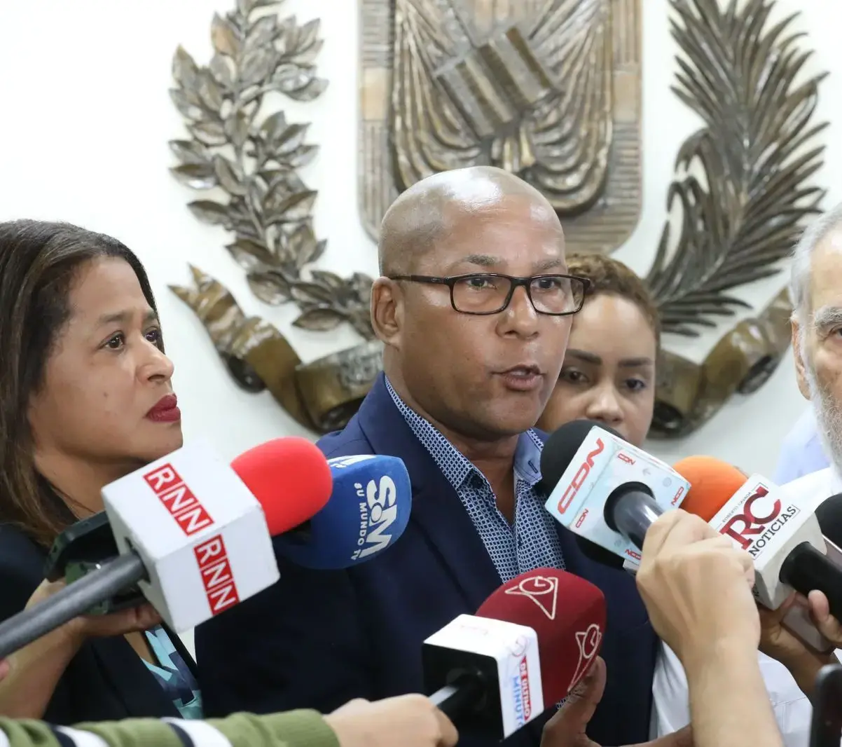 El Partido Revolucionario Moderno (PRM) depositó ante la secretaría general de la Junta Central Electoral (JCE) el programa de gobierno del presidente Luis Abinader,