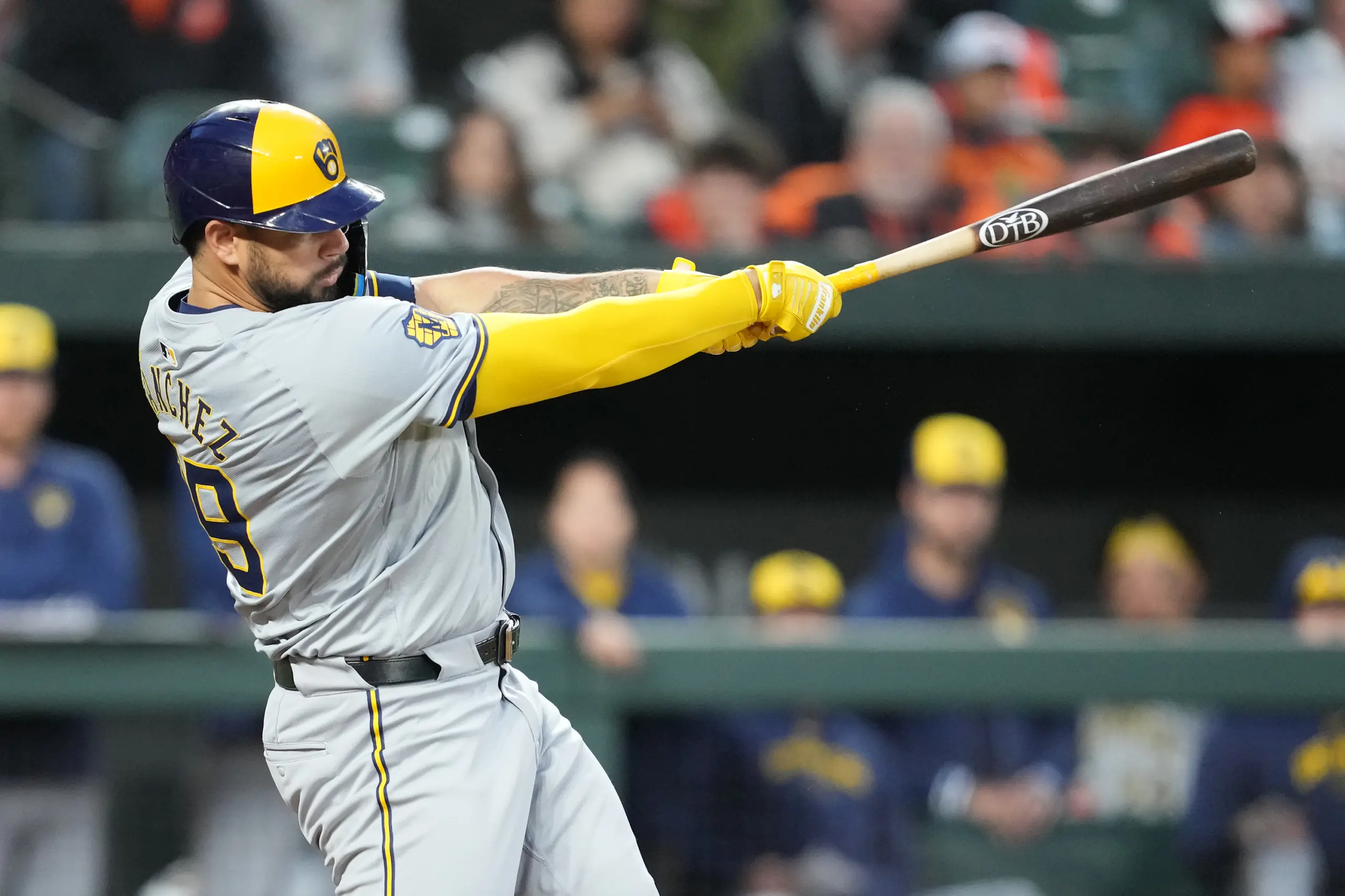 Gary Sánchez pega jonrón