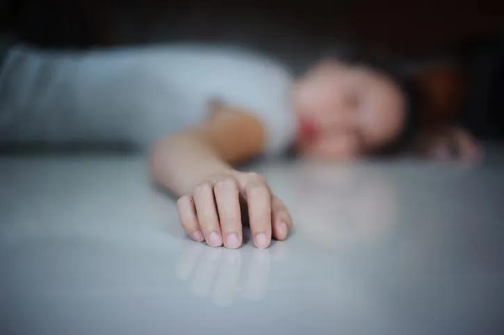 Hombre mata a su pareja