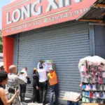 Cierre de negocios chinos.