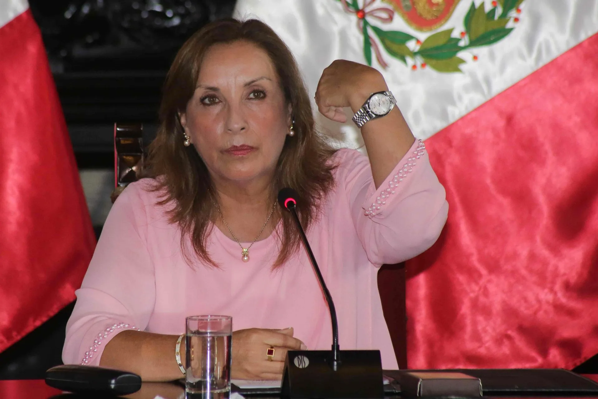 Fiscalía de Perú denuncia constitucionalmente a Boluarte por cohecho por el ‘Rolexgate’