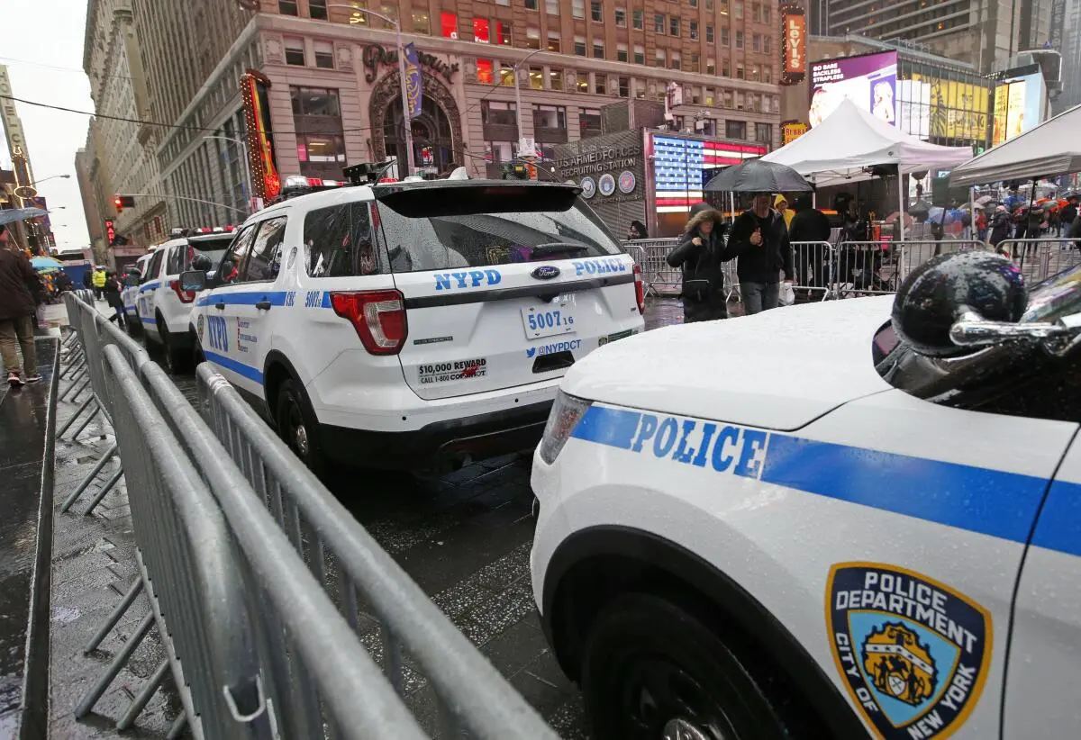 Falsas amenazas de bomba en Nueva York reportadas en tres sinagogas y un museo