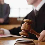 Sentencian a 20 años de cárcel a hombre por muerte de su pareja