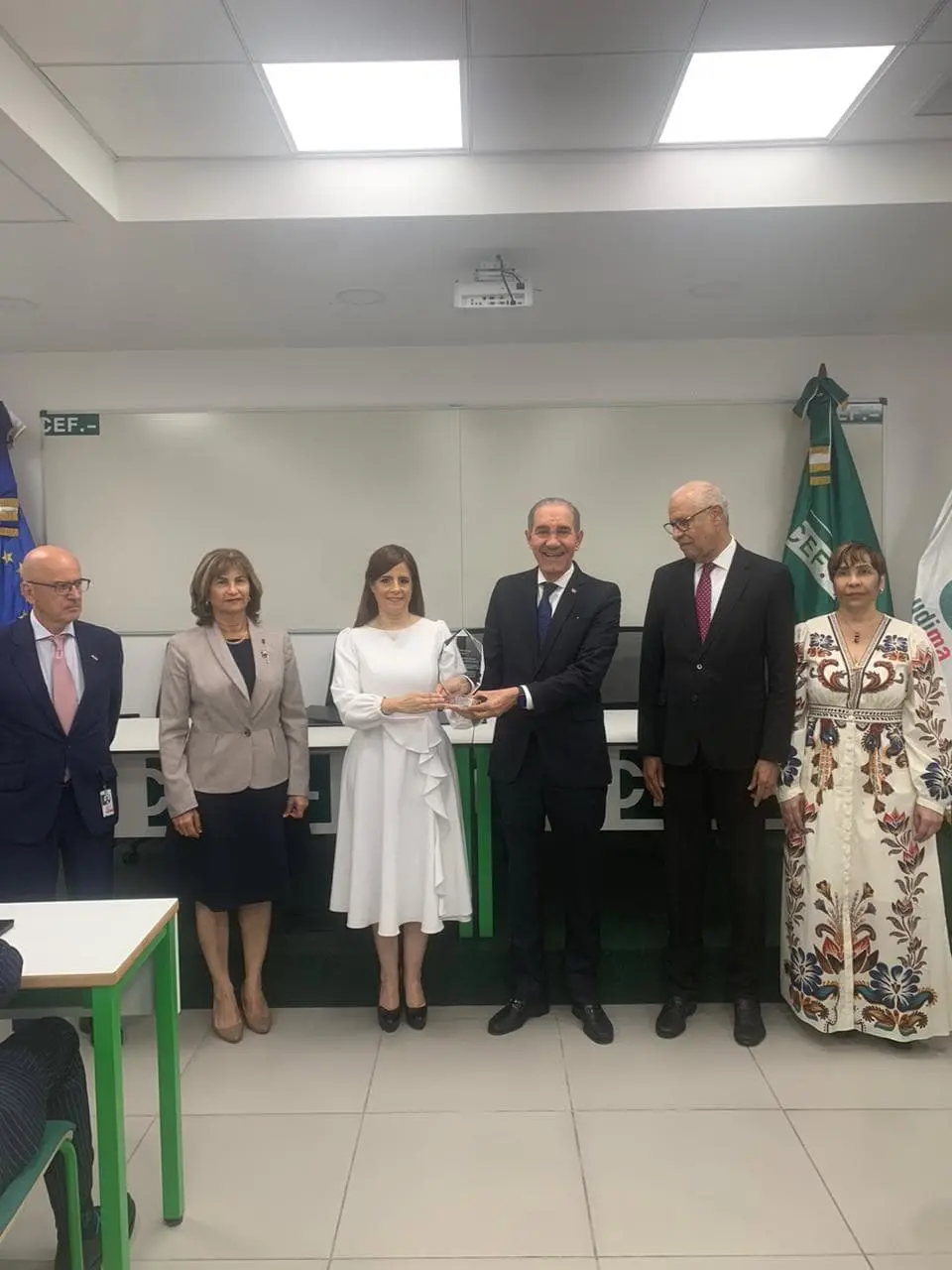 Titular del Mescyt cataloga de crimen paralizar la docencia en RD