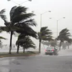 Efectos de huracán Beryl