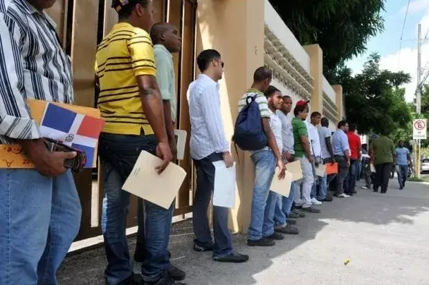 ¡Ahora le toca a Santiago! Muévete a gran jornada de empleo con 175 puestos