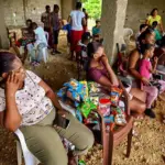 Padres esperan para inscribir hijos en politécnico