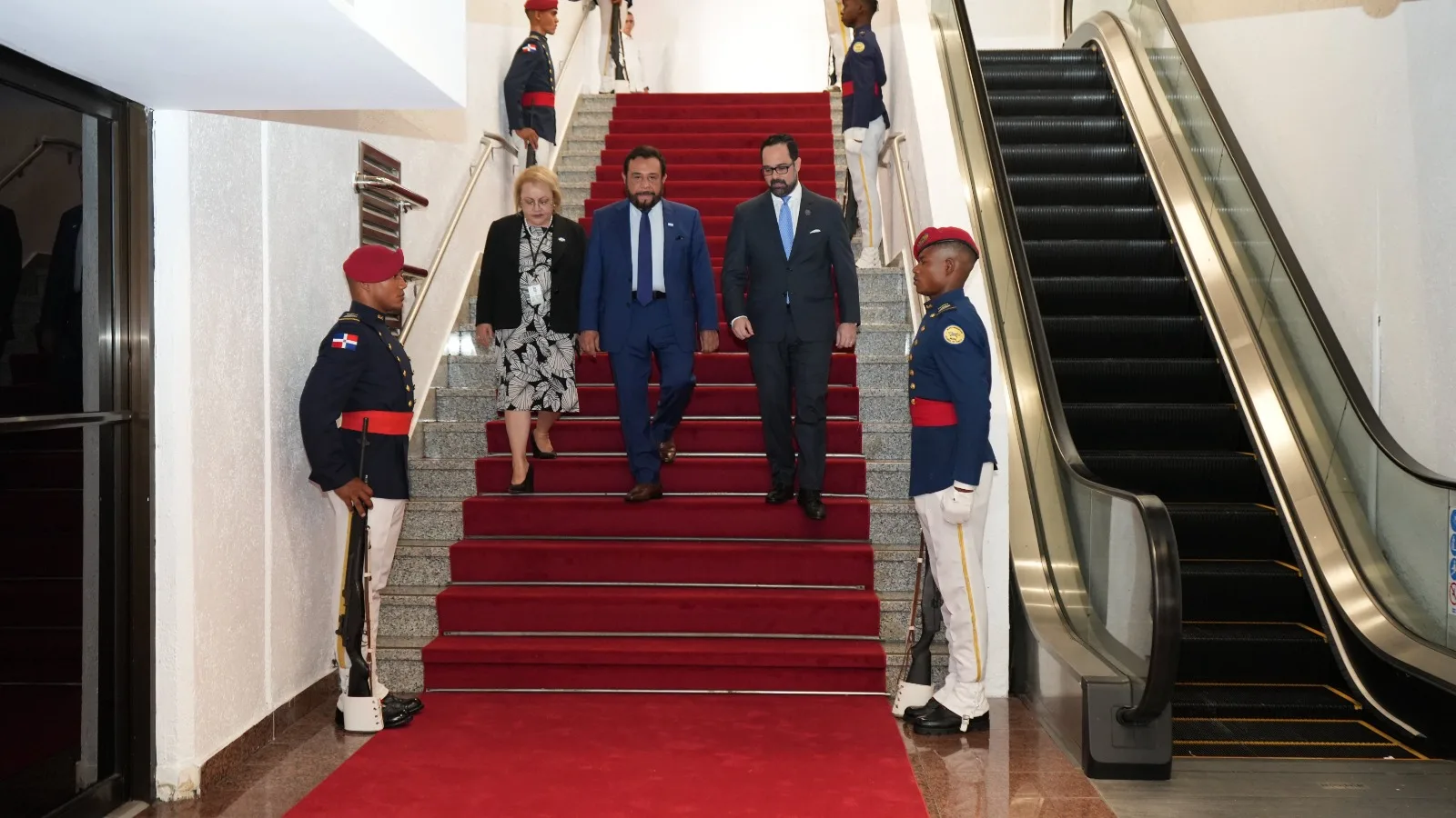 El desfile continúa: una decena de mandatarios llegará hoy para juramentación de Abinader