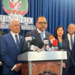 Presidente Senado recibe del Poder Ejecutivo el proyecto para reformar 10 artículos de Constitución