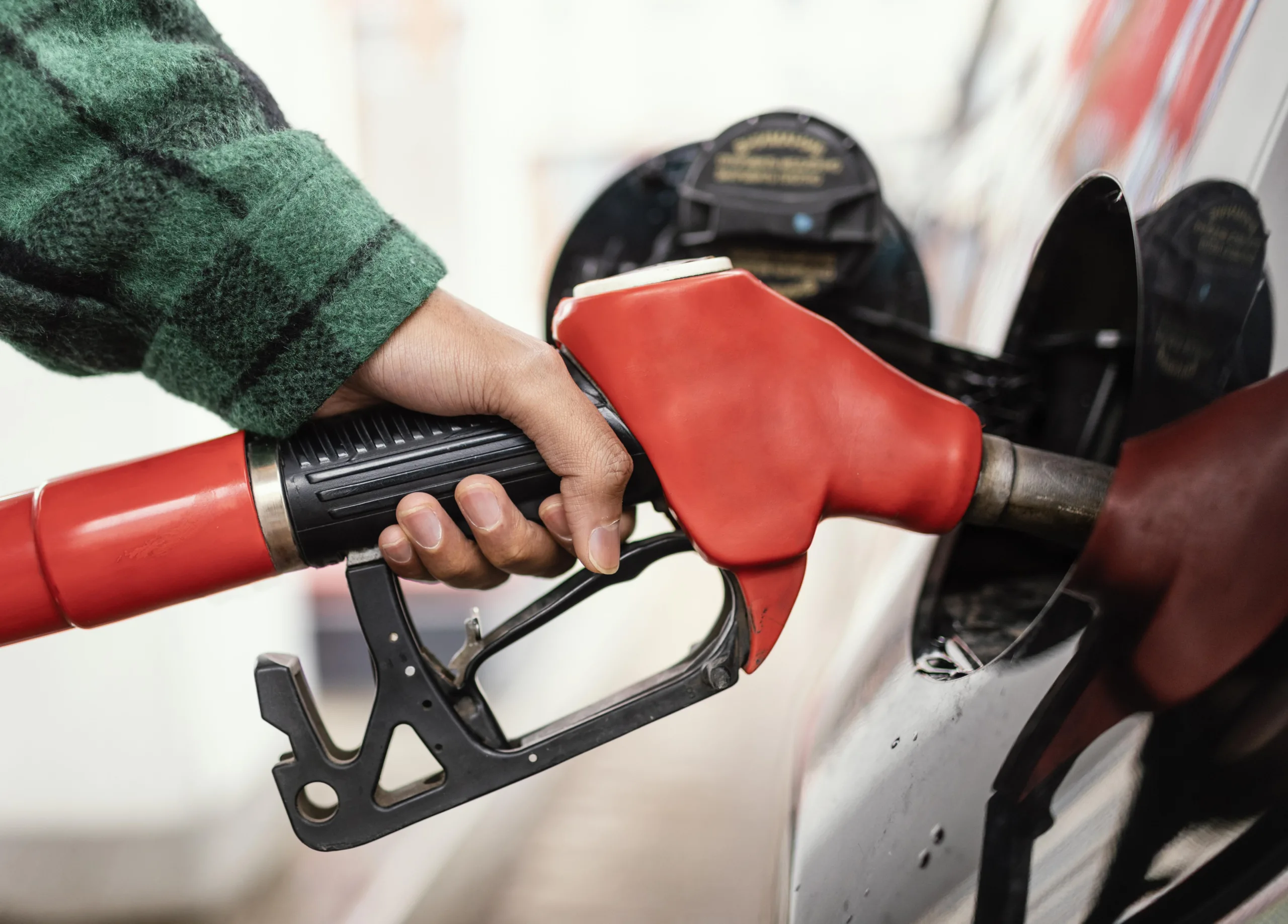 Precios de gasolina, diésel y gas propano se mantendrán estables la próxima semana