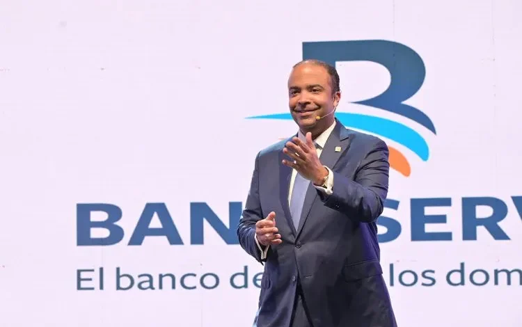 "Agradezco la confianza": Samuel Pereyra tras ser ratificado en el Banco de Reservas