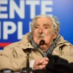 José Mujica abandona el sanatorio donde estaba internado y vuelve a su domicilio
