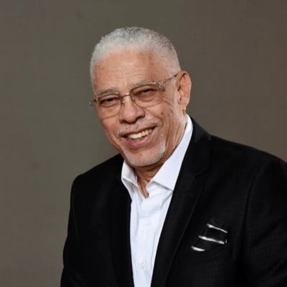 Presidente Abinader nombra a Juan Antonio Taveras Hernández en el Consejo Directivo del INDOTEL