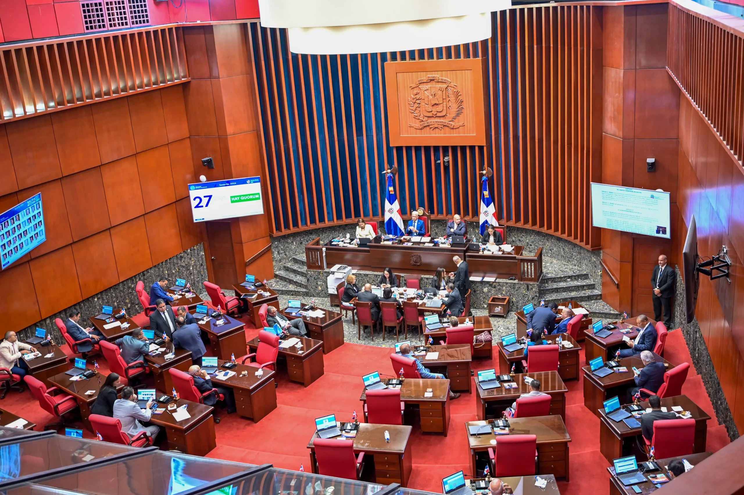 Poder Ejecutivo deposita en el Senado proyecto de ley que modifica la Ley de DNI