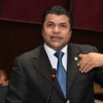 DiputadoTobías Crespo reintroduce proyecto para gestionar residuos de aparatos eléctricos y electrónicos