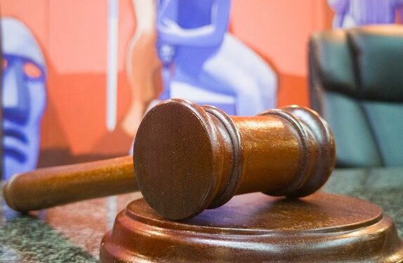 10 años de prisión para exencargado de Migración en Jimaní por tráfico de migrantes