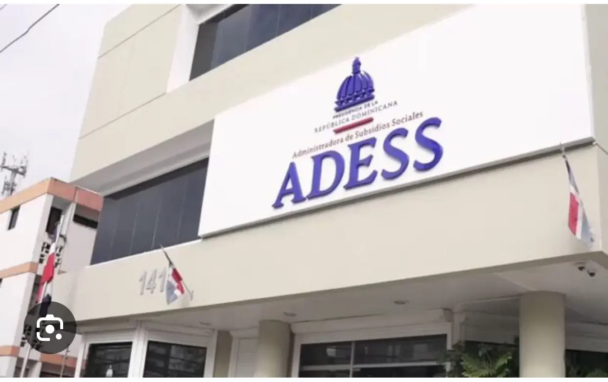 Condenan a 8 años de prisión a un hombre por clonar tarjetas de la ADESS