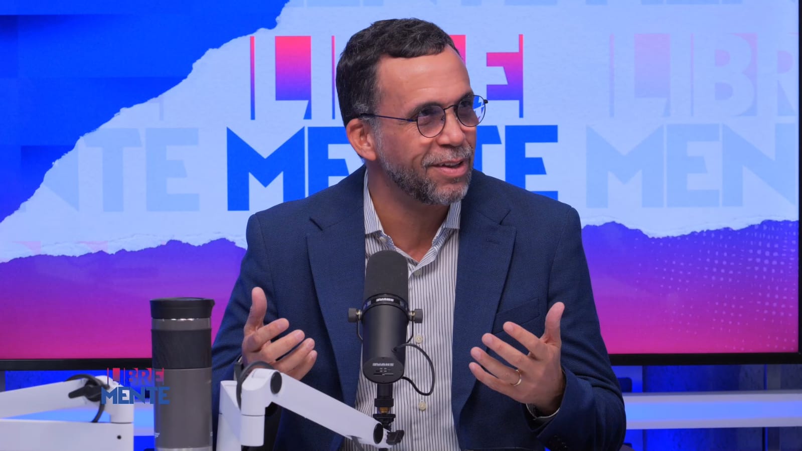 Andrés Navarro: “No se trata de modernización si no de cargar más a la sociedad dominicana”