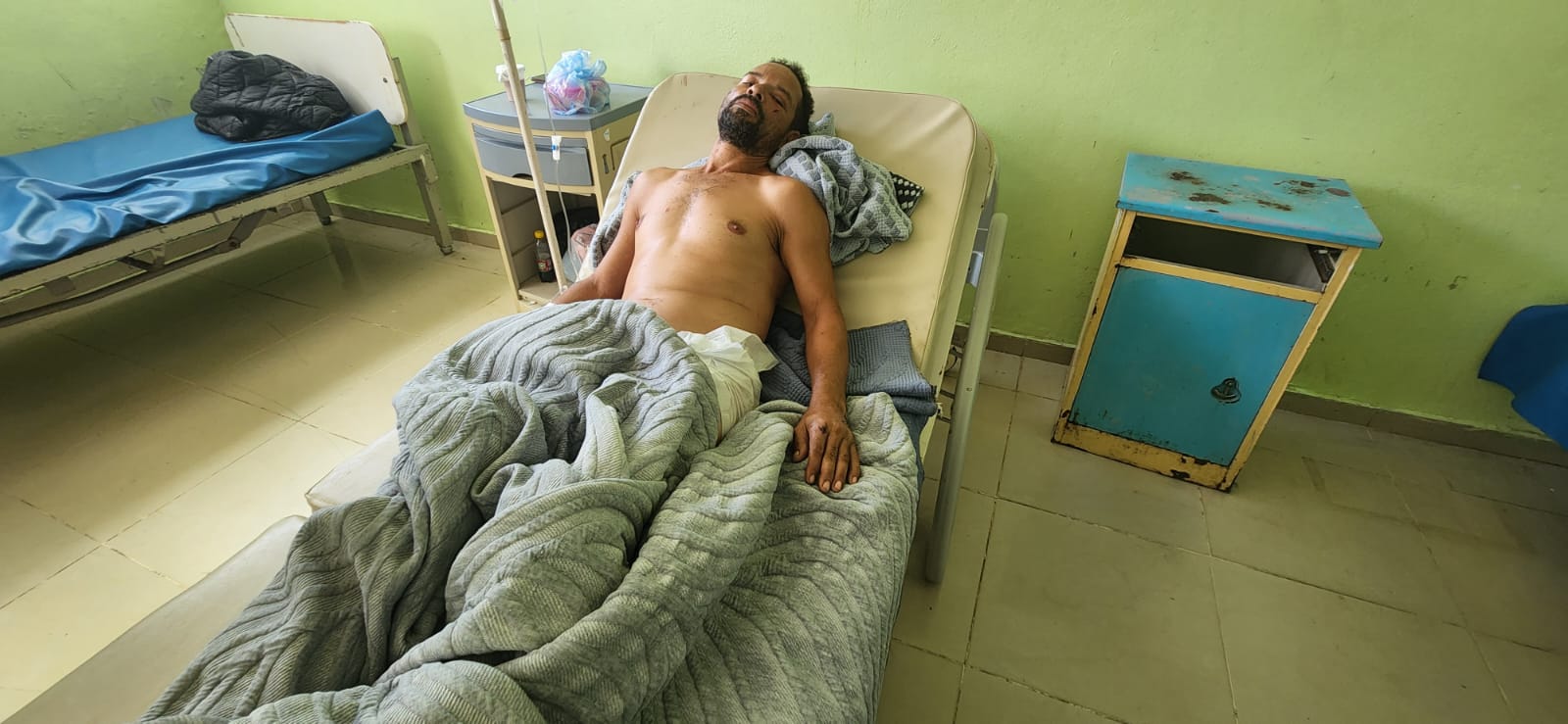 Hijo propina múltiples estocadas a su padre y trató de dispararle con un arma casera en Dajabón