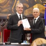 Proclaman la nueva Constitución dominicana