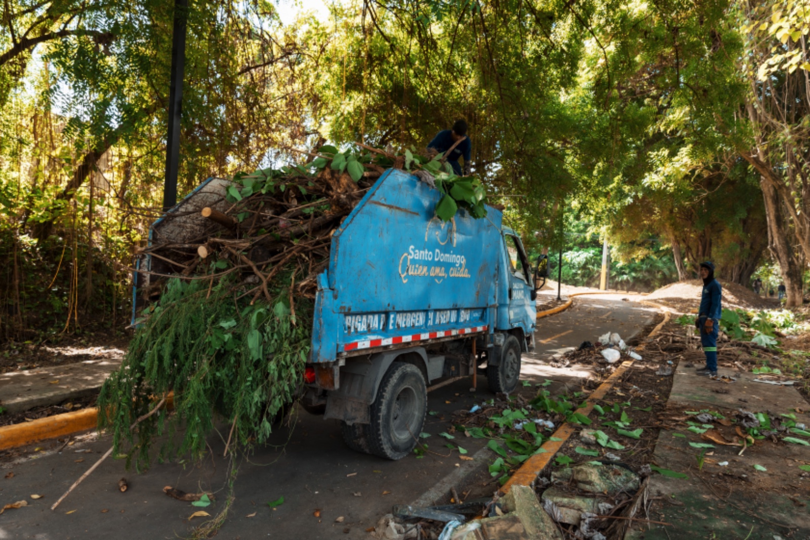 Alcaldía del Distrito Nacional realiza limpieza ante lluvias pronosticadas