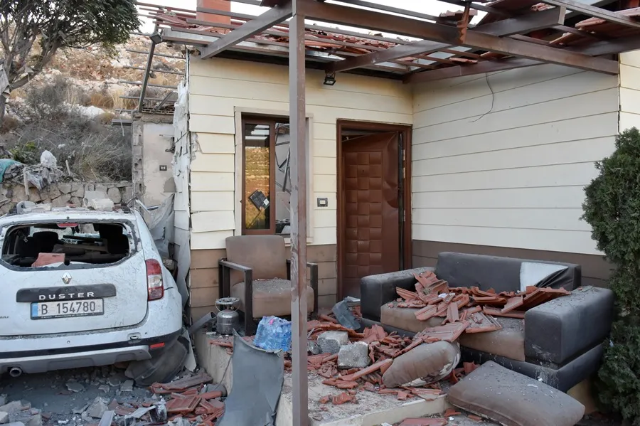 Tres periodistas mueren tras un bombardeo contra su residencia en el Líbano