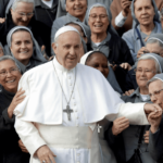 Para el papa no es el momento para el diaconado femenino