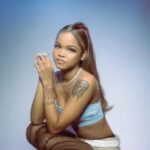 Artista dominicana Lismar debuta en plataforma que impulso a Billie Elish