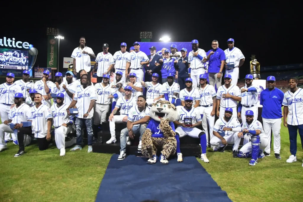 Aniversario 116 de los Tigres del Licey.