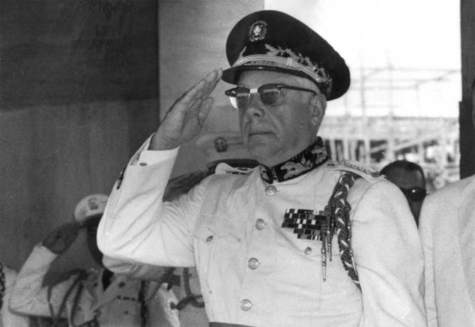 Piden exhumar restos del dictador Trujillo de un cementerio de Madrid