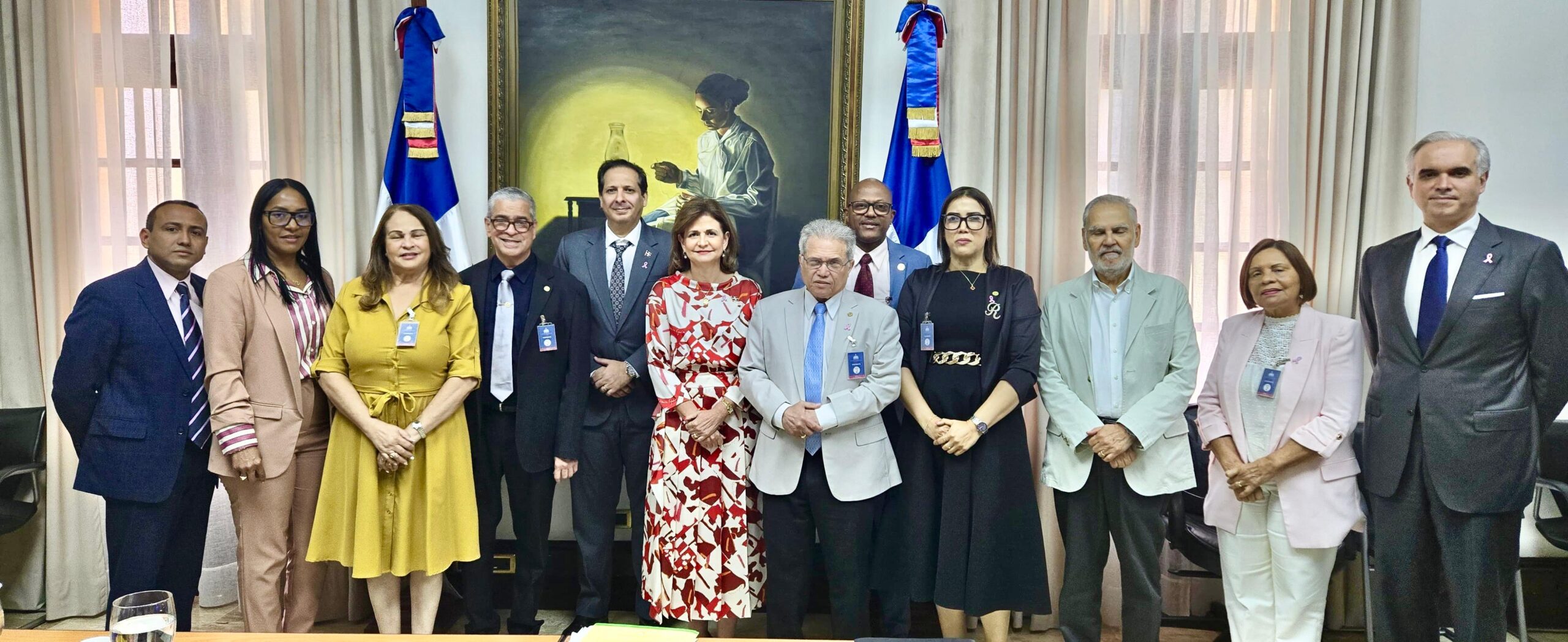 Acuerdan dialogo entre Gabinete de Salud y CMD para suspender el paro previsto