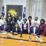 Gabinete de Salud determina suspender paro con todos los gremios del sector