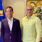 Omar Fernández recibe visita de Jeffrey Infante en el Senado