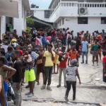 Miles de desplazados en Haití huyen de la violencia de las bandas armadas
