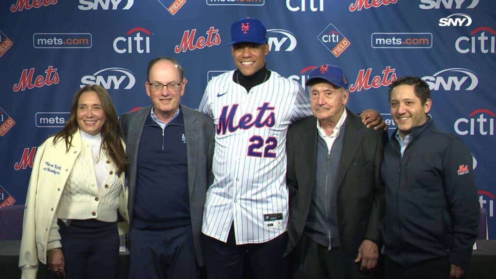 La familia Cohen está complacida por haber logrado el histórico contrato con el dominicano Juan Soto.