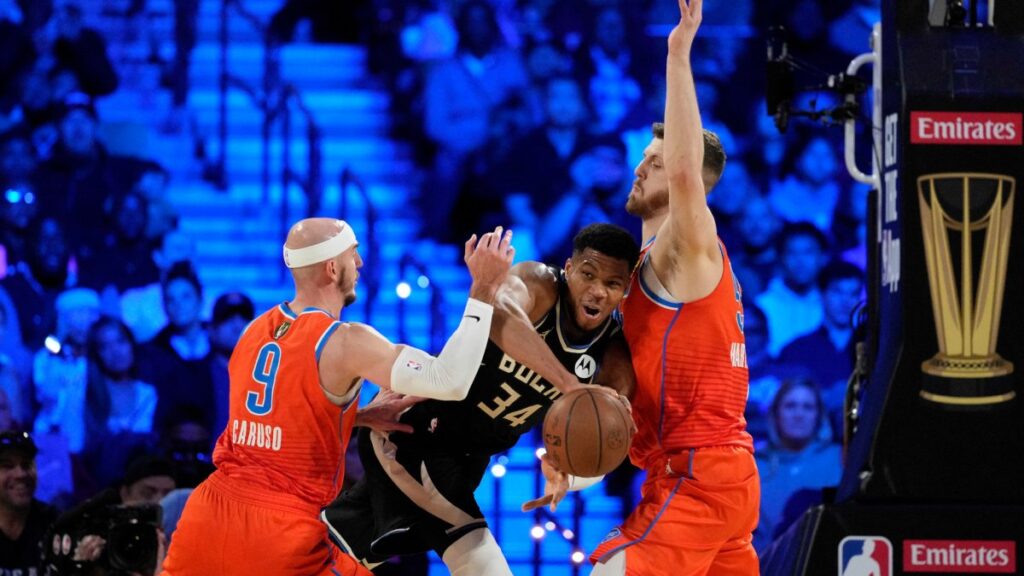 El MVP del torneo, Giannis Antetokounmpo, de Milwuakee Bucks, anotó 26 puntos, además de 19 rebotes y 10 asistencias.