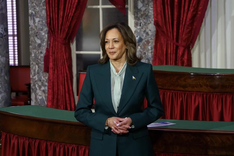 Harris concluirá su etapa en la Casa Blanca con una gira por Singapur, Bahréin y Alemania