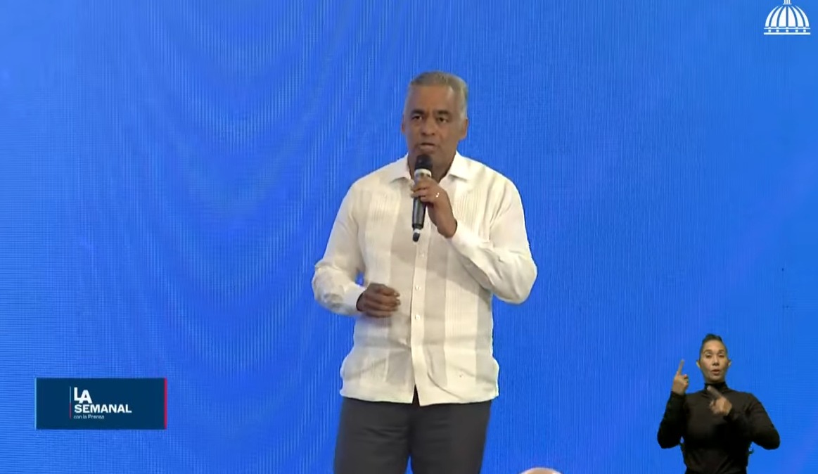 Ministro de Energía y Minas, Joel Santos Echavarría