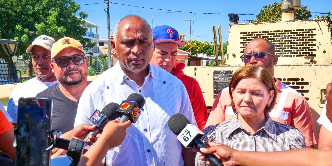 Inician asfaltado en Salinas; 15 kilómetros serán intervenidos desde la comunidad de Caldera