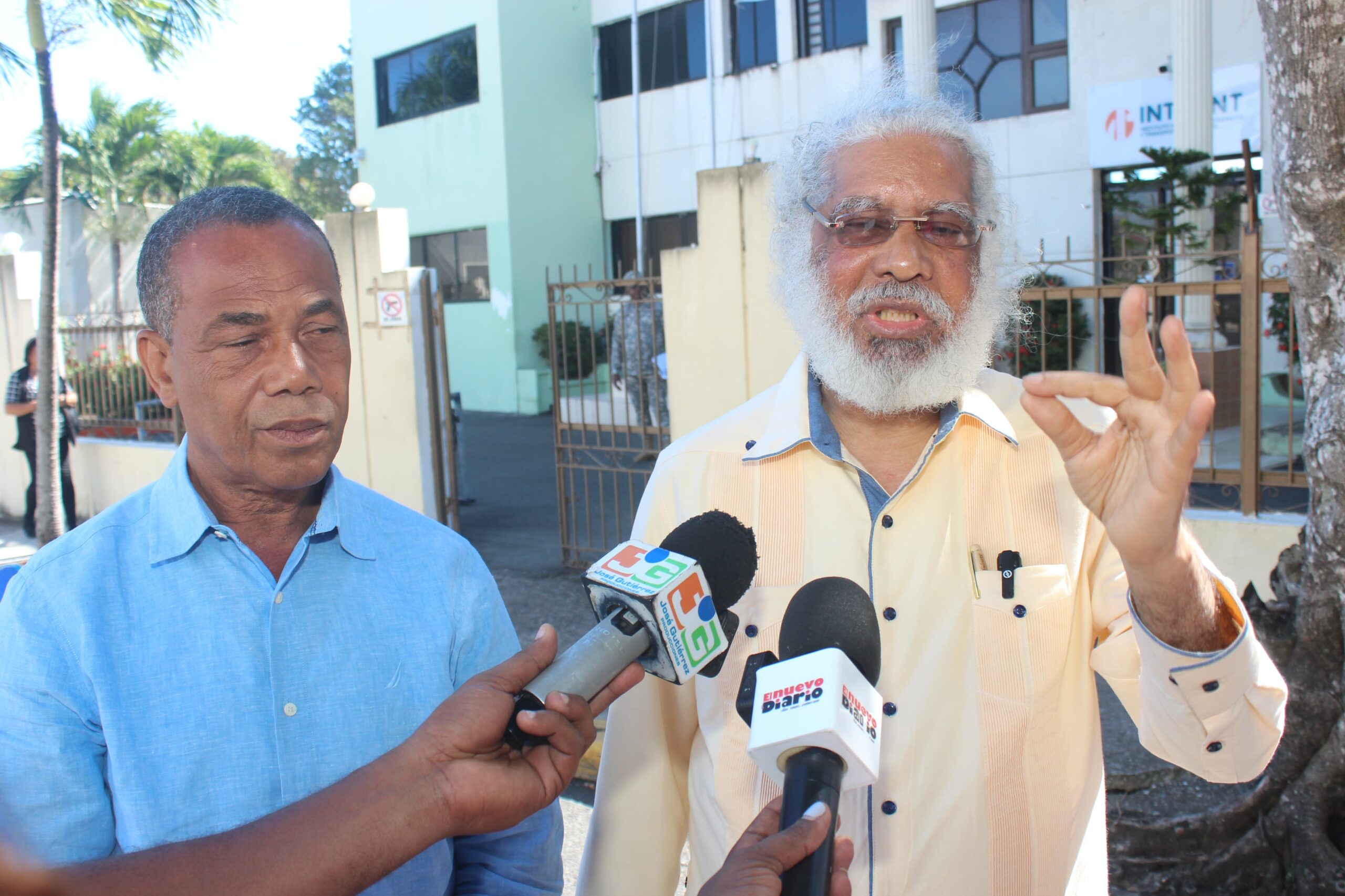 Presidente de la Federación Nacional de Transporte la Nueva Opción (Fenatrano), Juan Hubieres