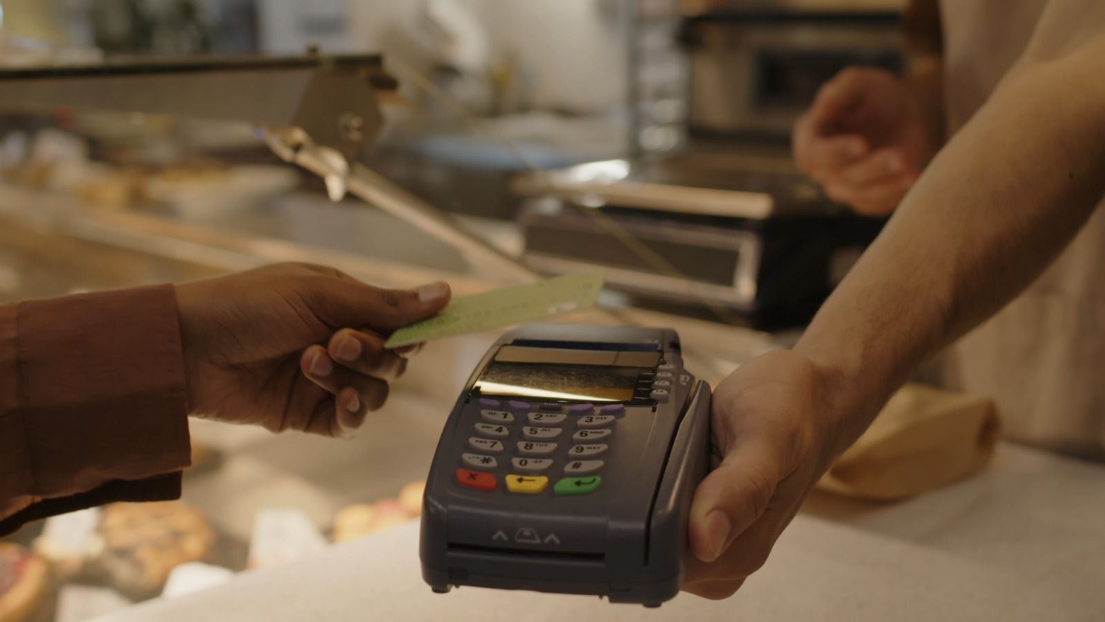 Según la ABA 88% del consumo con tarjetas bancarias se origina en supermercados y tiendas minoristas