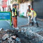 Alcaldía del DN trabaja en aceras y contenes de Villa Consuelo