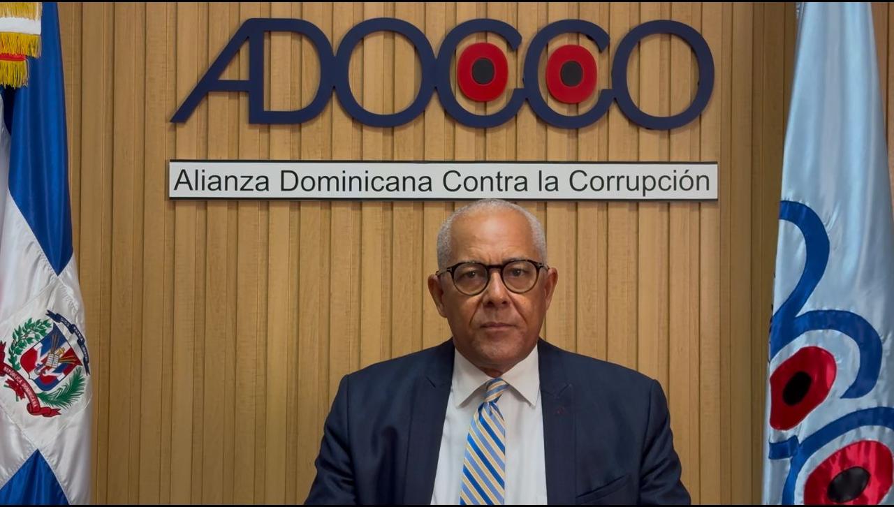 Adocco advierte que estará vigilante del cumplimiento de la resolución de Indotel a canales 7 y 21 