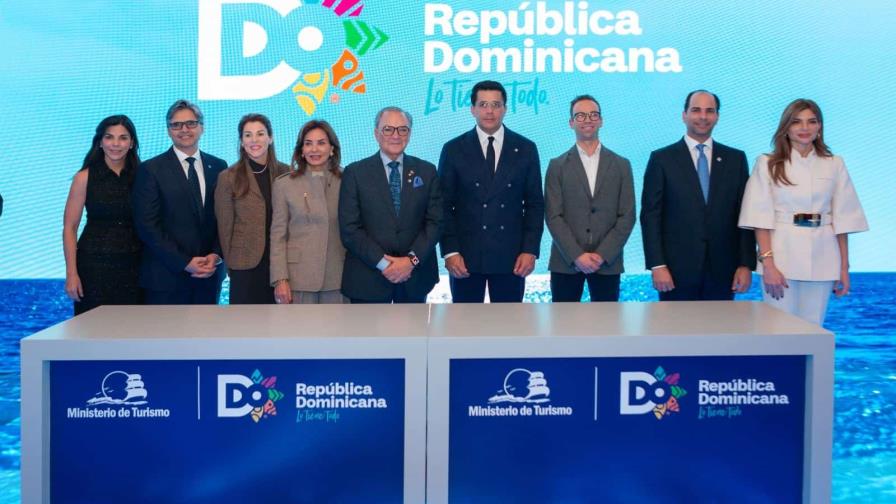 El Grupo Puntacana Mac Hotels y Marriott International anuncian apertura del hotel W Punta Cana.