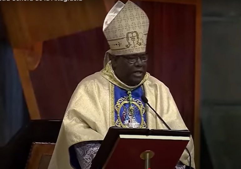 Monseñor Jesús Castro Marte, obispo de la Diócesis de Nuestra Señora de La Altagracia