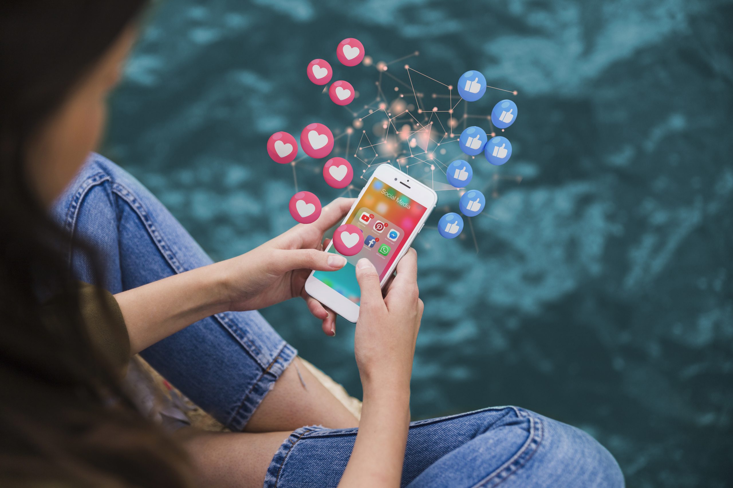 Uso indiscriminado de contenidos en estos aparatos, y en las redes sociales