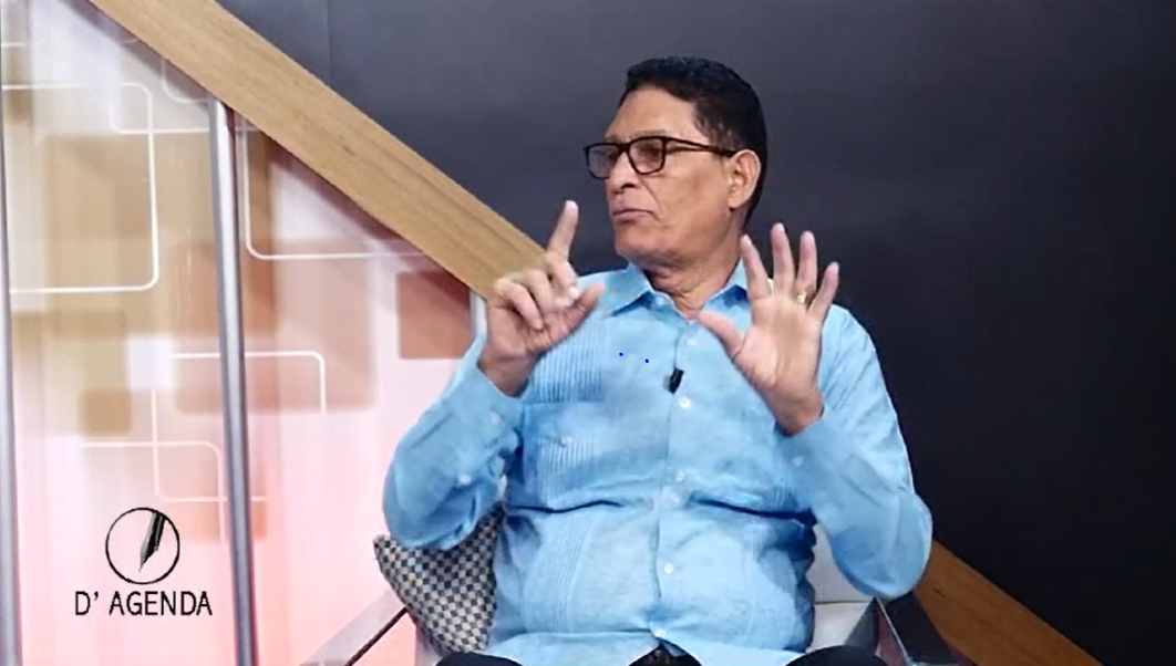 Politólogo Freddy Ángel Castro